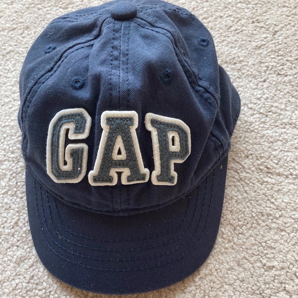 GAP Toddler Baseball Cap - Picture 1 of 4